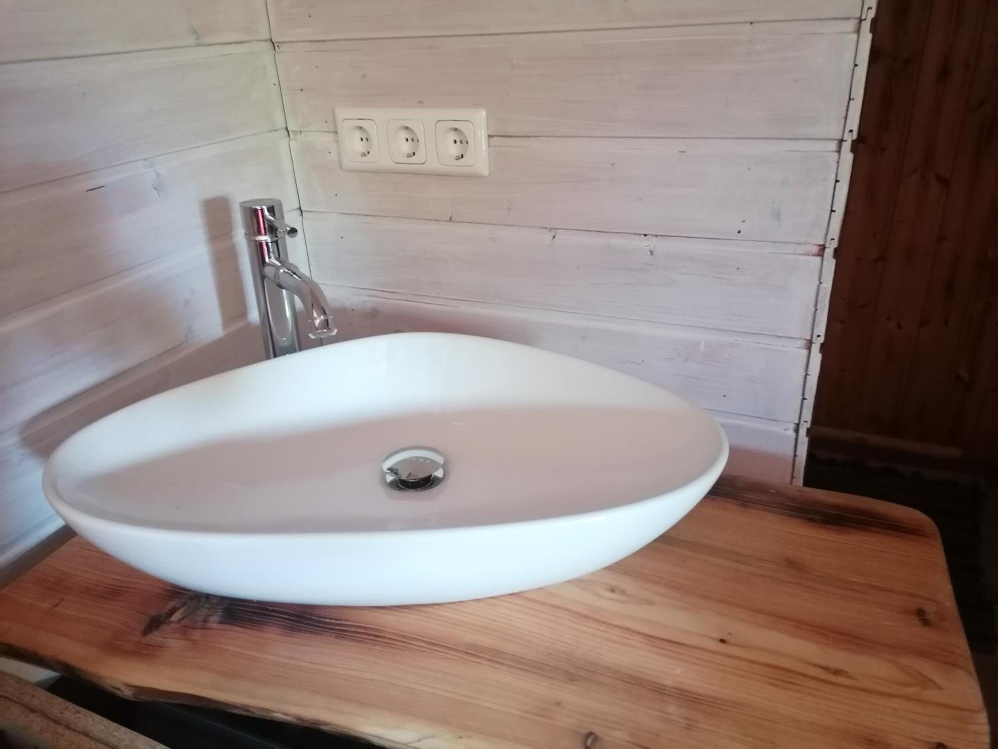 Kleines Studio Im Eichenwaeldchen, 1 Zimmer Kueche Bad Friedrichsgrun Exteriér fotografie